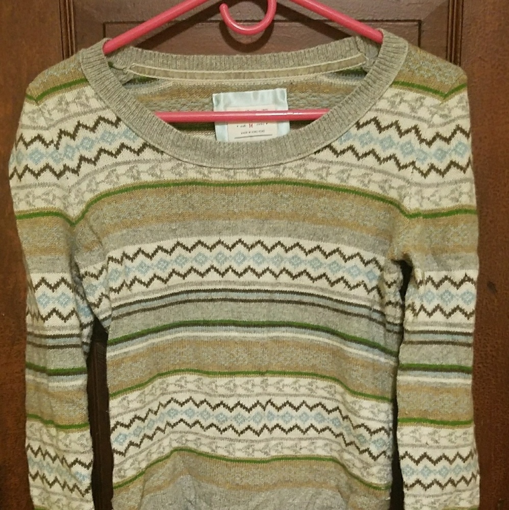 Old navy sweater